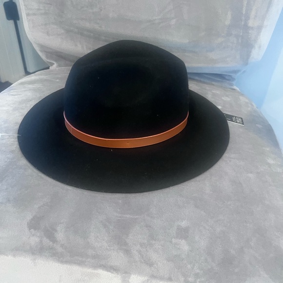 ‼️On Sale‼️Classic wide brim Fedora hats in sto… - Picture 2 of 5